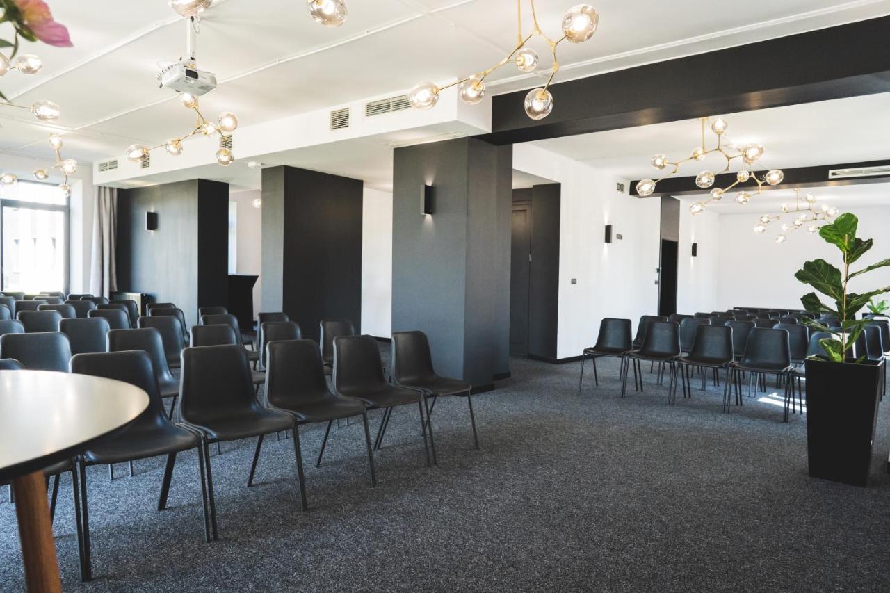 Vanta Business Center 스카비나 외부 사진