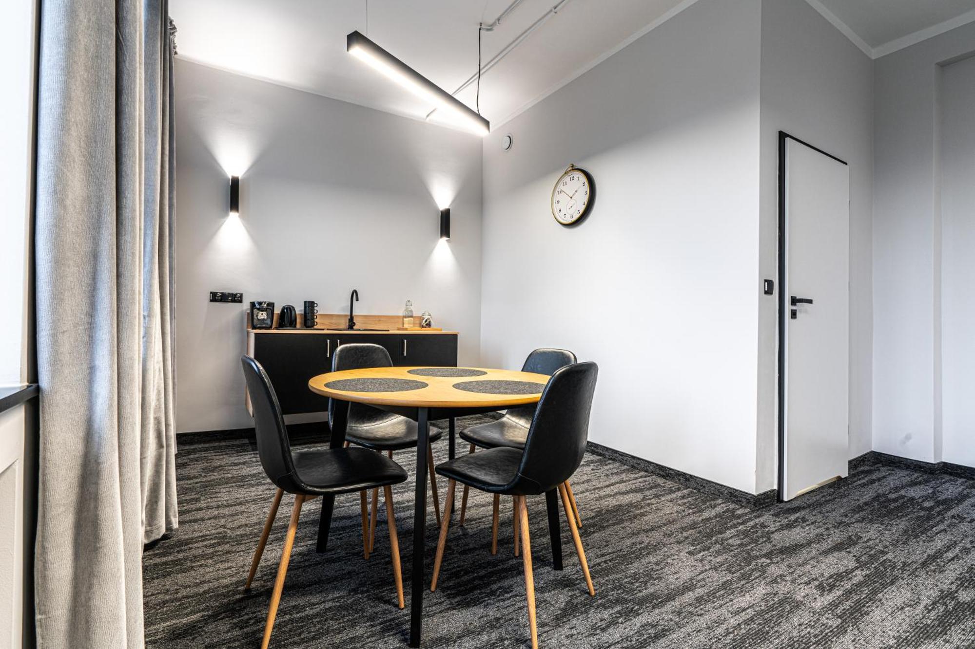 Vanta Business Center 스카비나 외부 사진